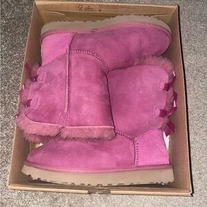 UGG Fuchsia Suede Winter Boots